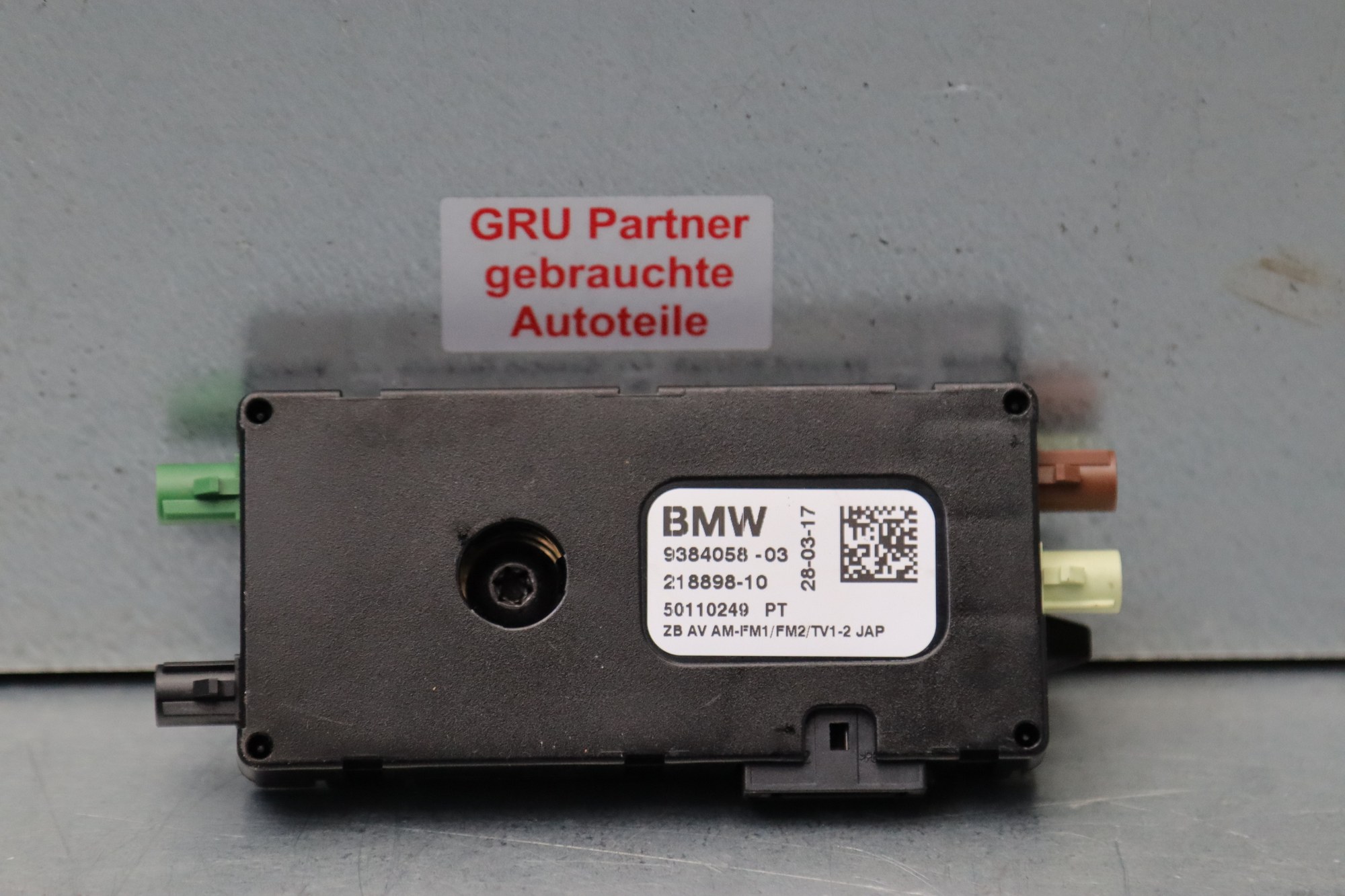 BMW 5 G30 G31 G38 2017 Antennenverstärker Signalverstärker