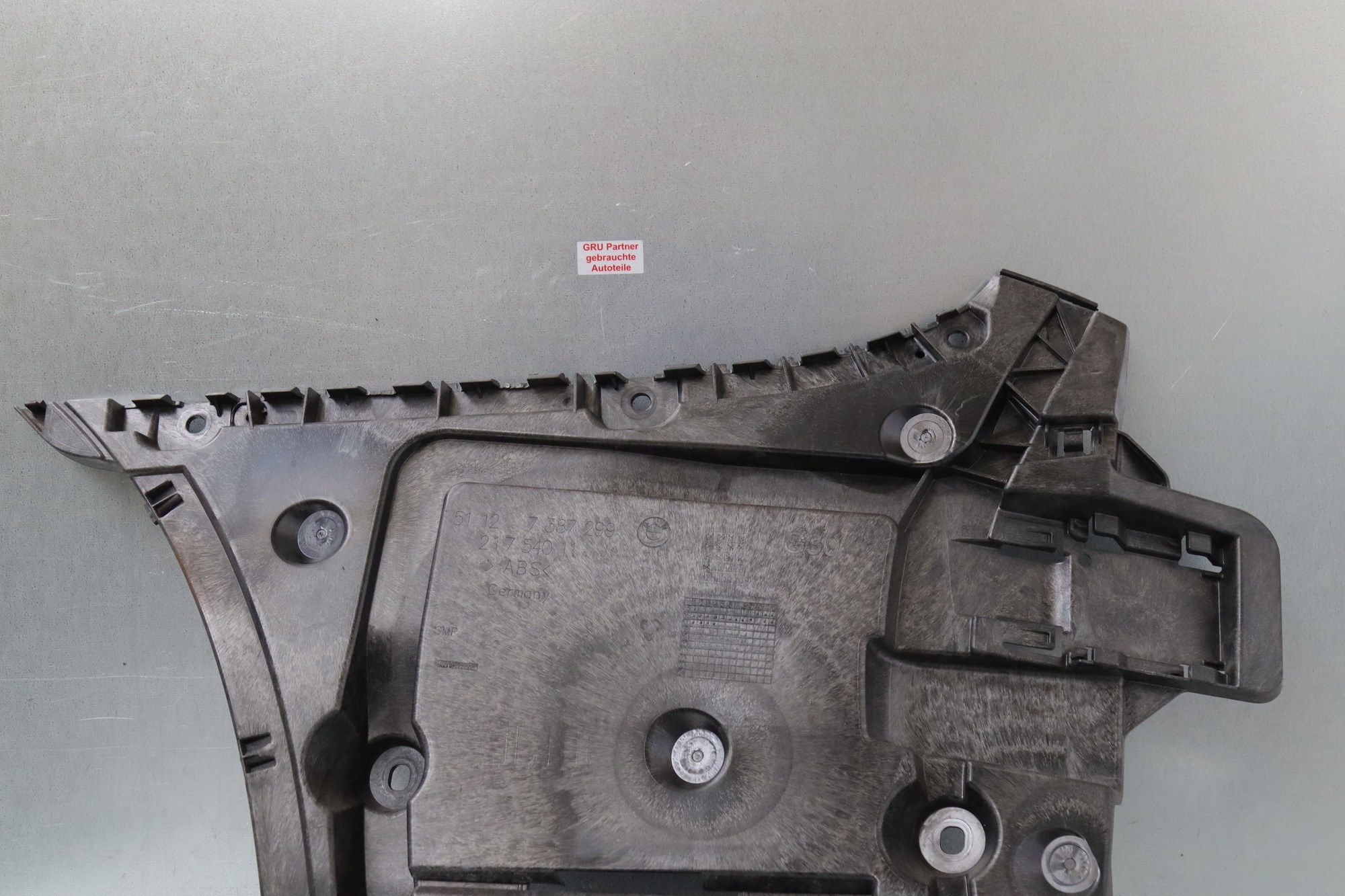 BMW 5 G30 Stoßstangenhalterung hinten links