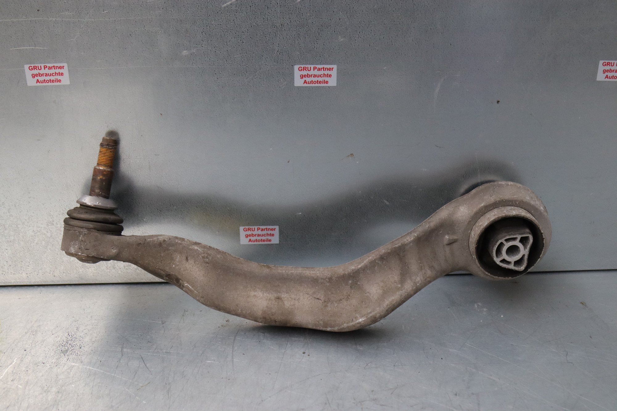 BMW G30 2018 BMW G30 G31Querlenker Vorne Rechts 6861162 6861162