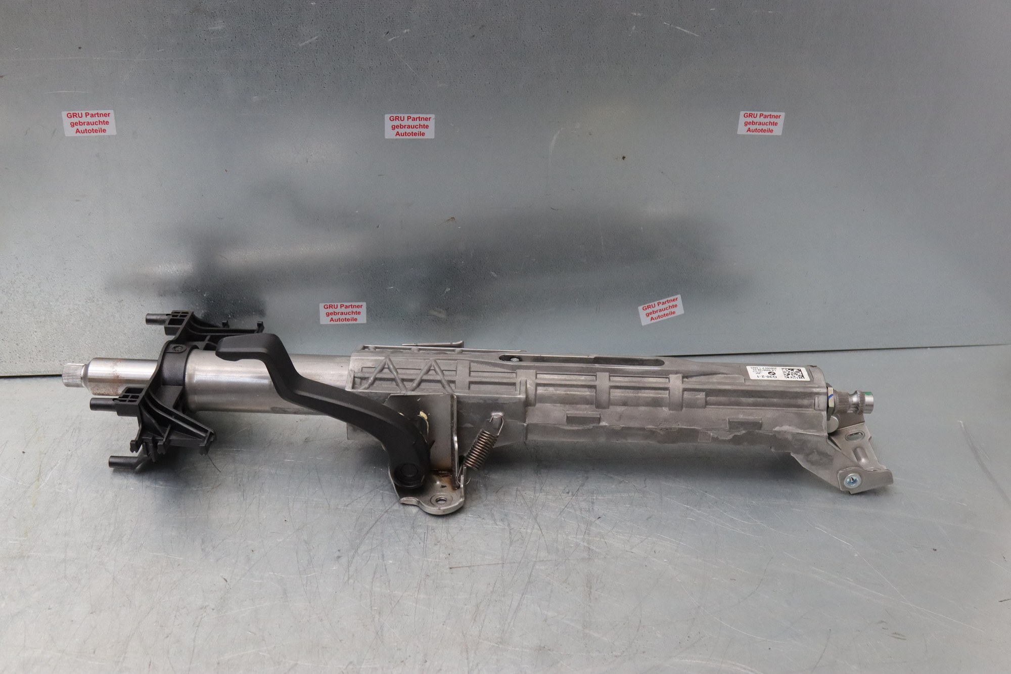 BMW G30 2018 BMW G30 5er G31 G32 Lenksäulenverstellung mechanisch  6896189