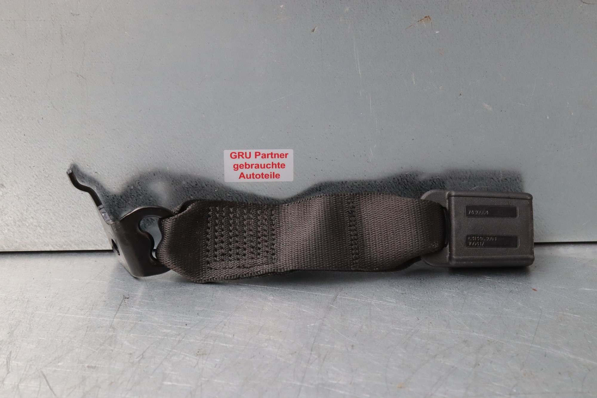 Gurtschloss hinten links BMW G30 G31 F90 M5 7430064